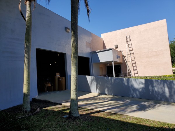 Commercial Exterior Painting in Palm Beach, FL (1)
