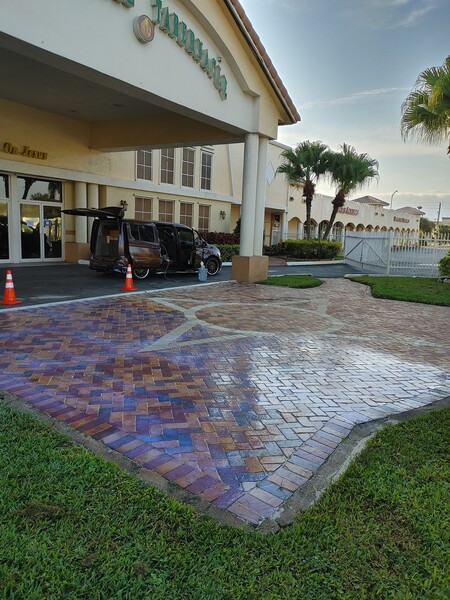 Commercial Sealing in Miami, FL (1)