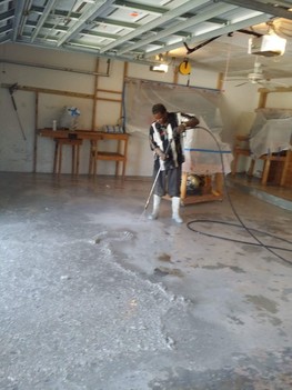 Washing and epoxy coating of floor in Delray Beach, Florida