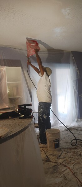 Popcorn Ceiling Removal in Coral Spings, FL (1)