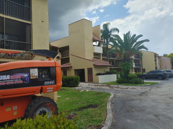 Exterior Painting in Coral Springs, FL (1)