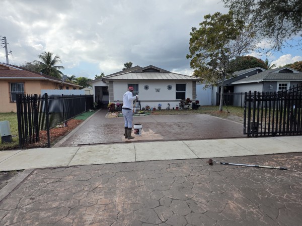 Exterior Painting in Miami Gardens, FL (1)