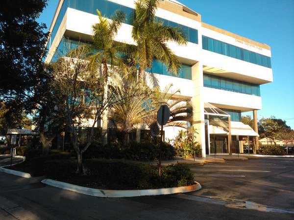 Four Story Building Repainted in Coral Springs, FL (1)
